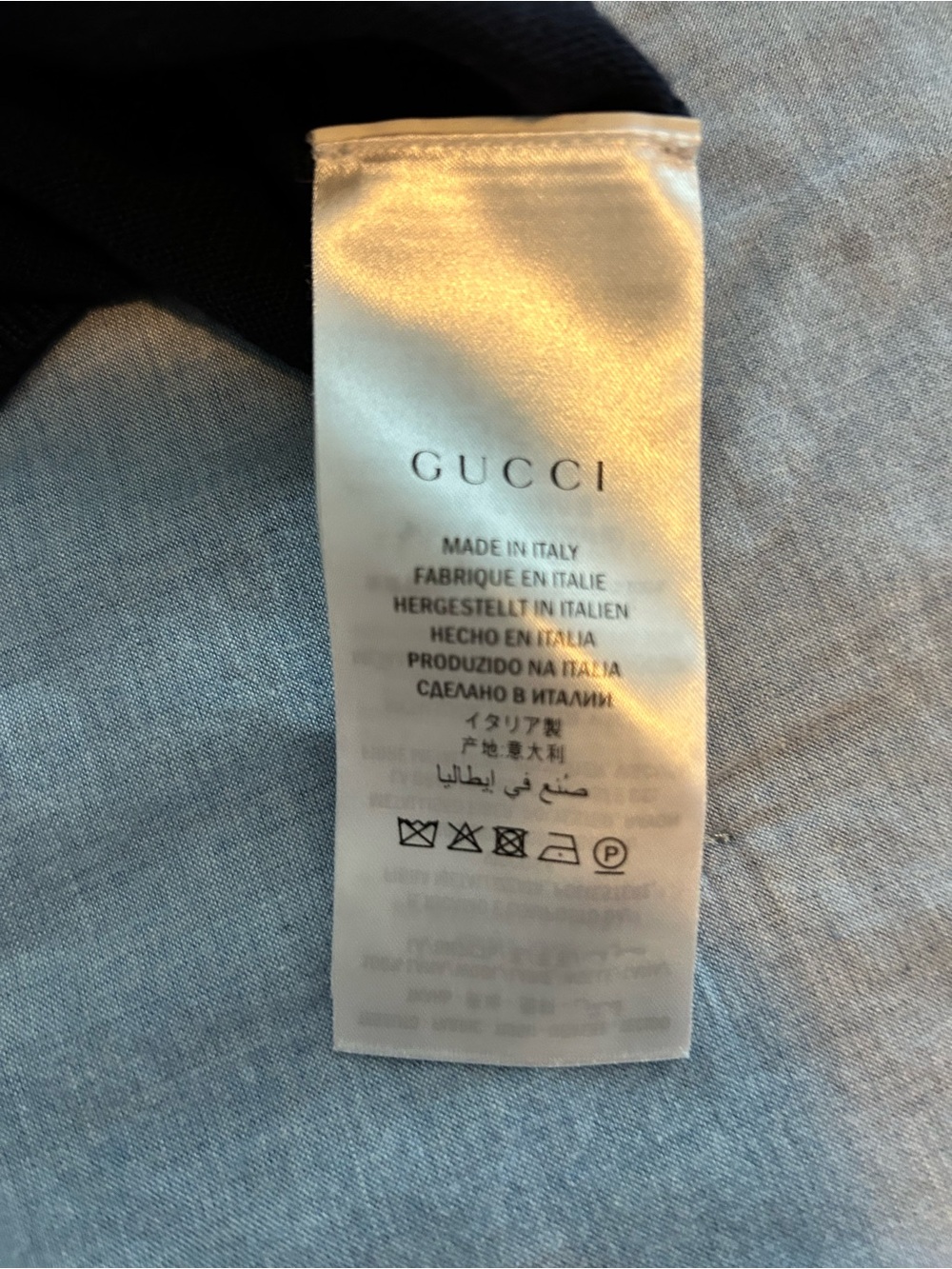 Gucci Navy Cardigan Women's S with Cream Trim and Bee Patch - Picture 5 of 7